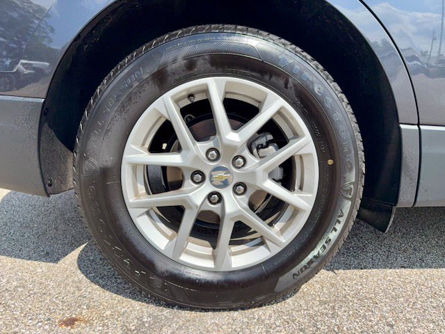 Used 2022 Chevrolet Equinox LS AWD/4WD image 30