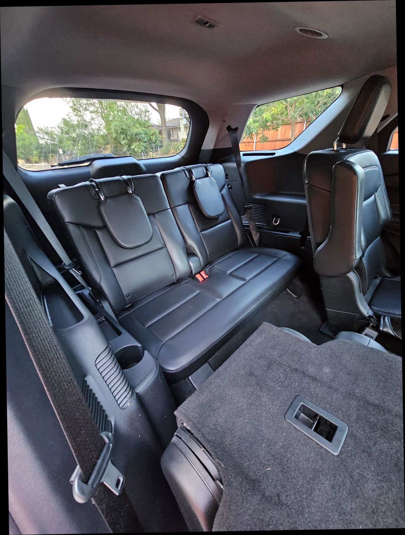 Used 2023 Ford Explorer XLT w/ Equipment Group 202A image 28