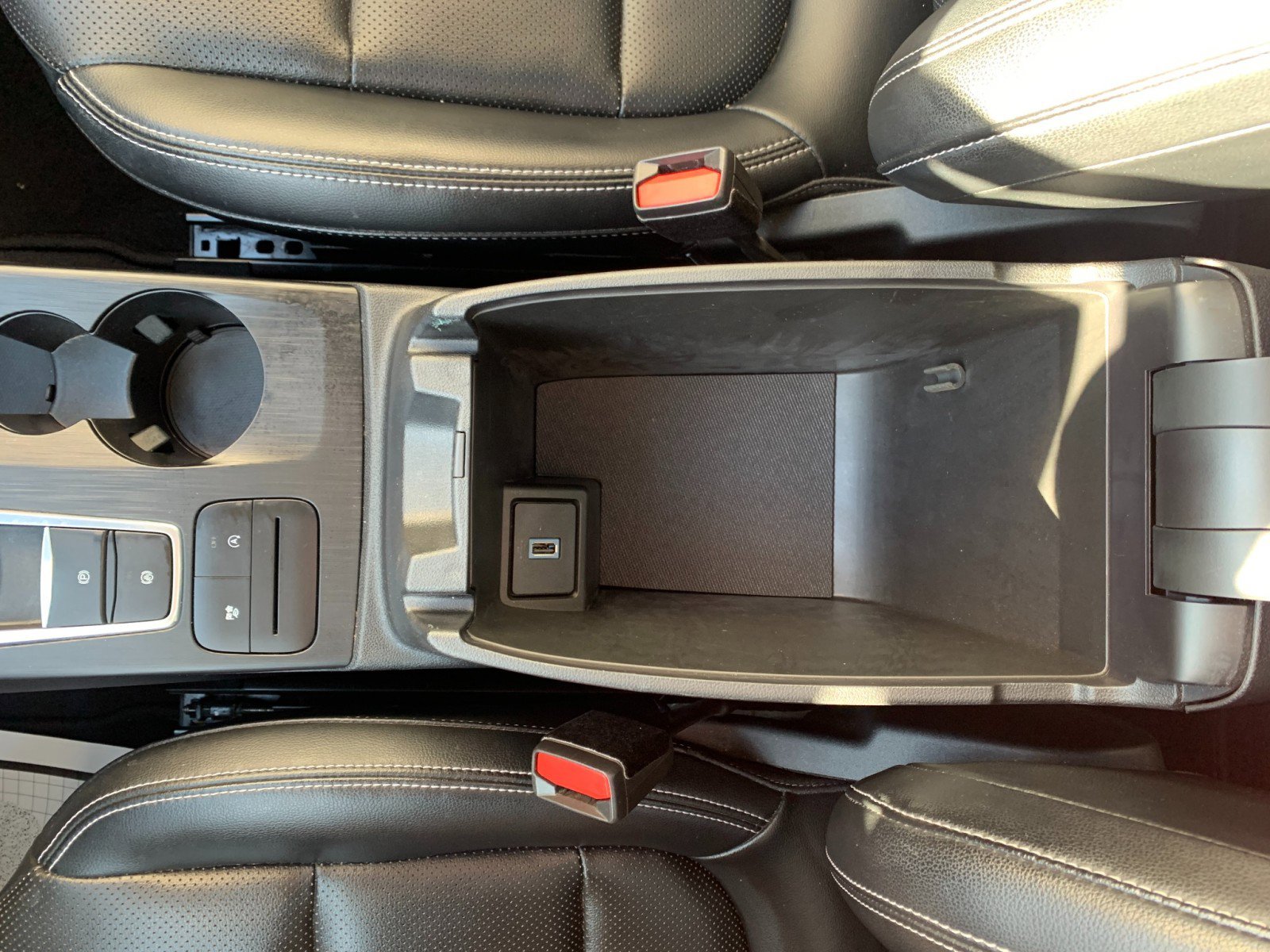 Used 2020 Ford Escape SEL image 23