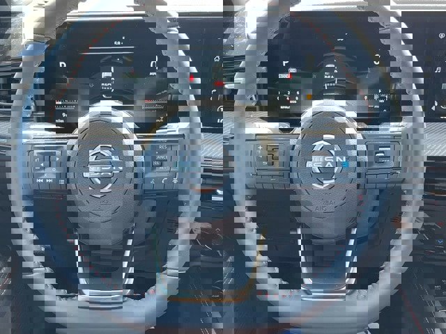 New 2025 Nissan Kicks SR image 20