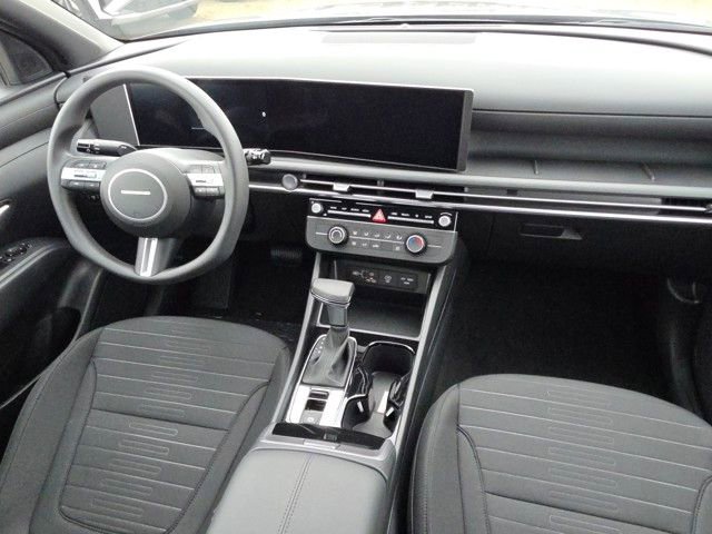 Certified 2025 Hyundai Santa Cruz SE image 19