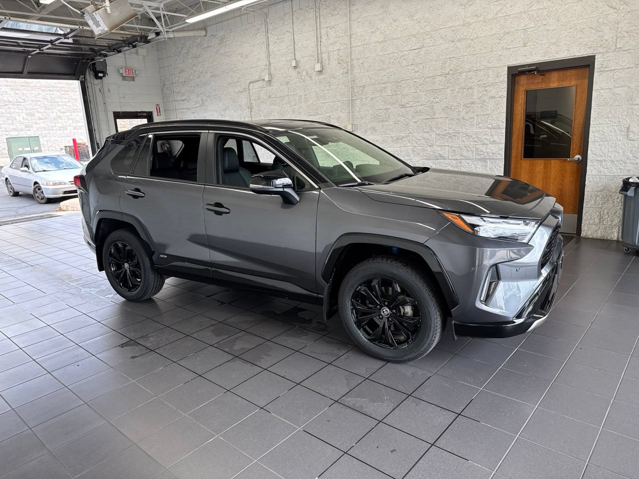 Used 2024 Toyota RAV4 XSE w/ Advanced Technology Package AWD/4WD video 1