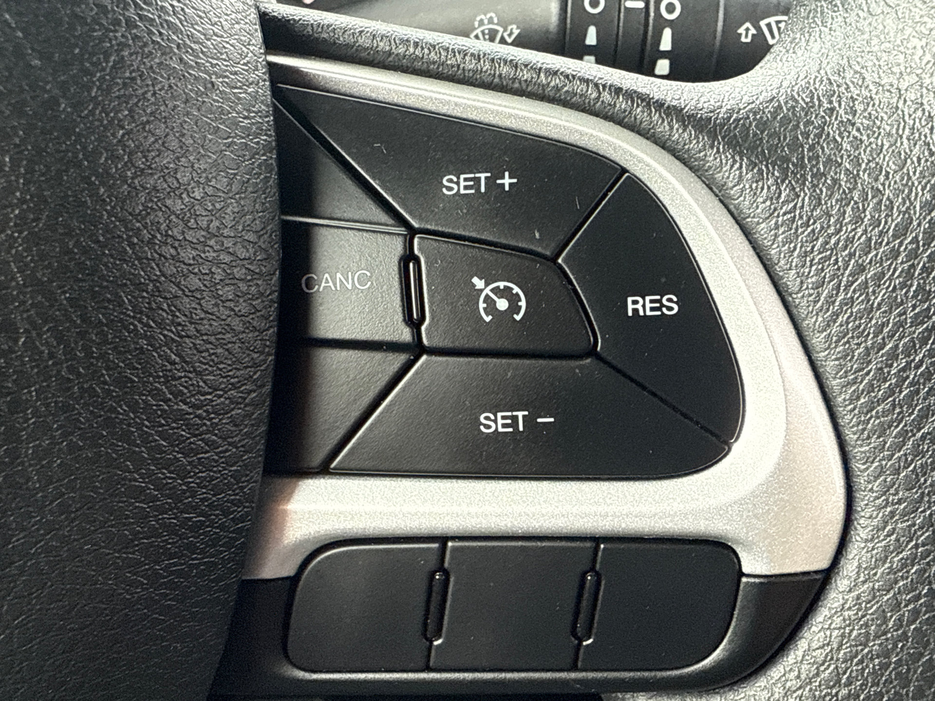 Used 2018 Jeep Renegade Sport w/ Power & Air Group AWD/4WD image 29