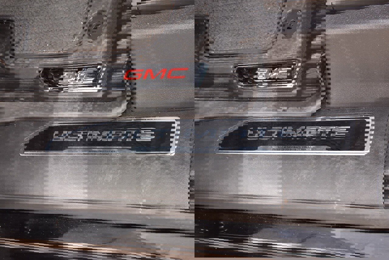 Used 2025 GMC Sierra 1500 Denali Ultimate image 38