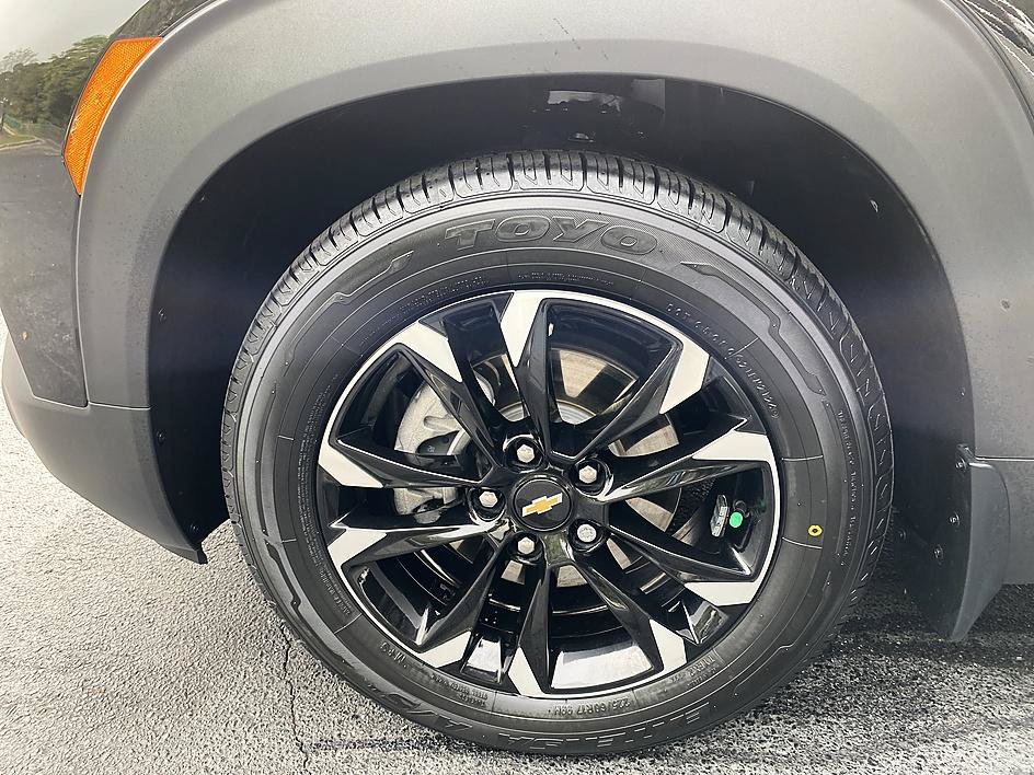 Used 2022 Chevrolet TrailBlazer LT w/ Convenience Package FWD image 26