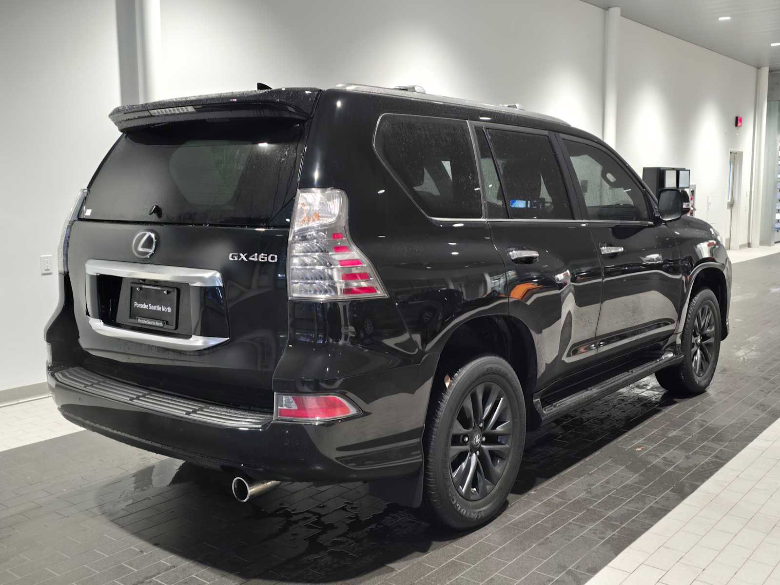 Used 2023 Lexus GX 460 Premium image 7