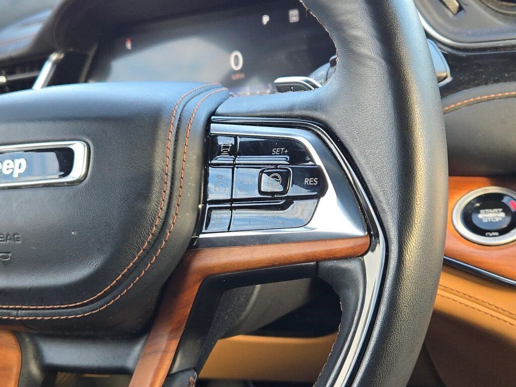 Used 2024 Jeep Grand Cherokee L Summit image 36