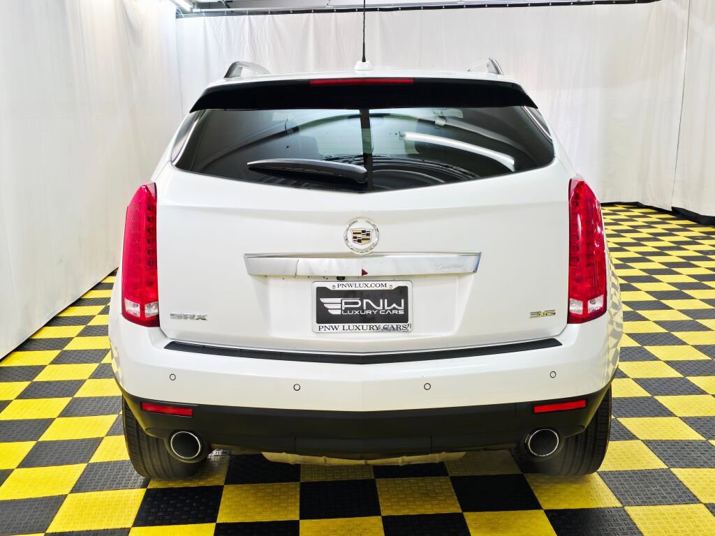 Used 2015 Cadillac SRX Performance w/ Driver Awareness Package FWD image 4