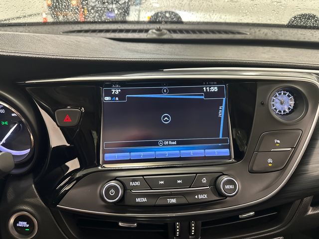 Used 2020 Buick Envision Essence w/ Experience Buick Package AWD/4WD image 19