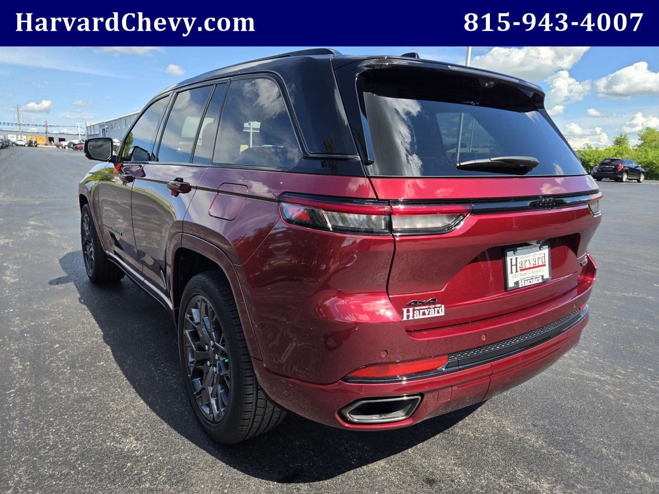 Used 2025 Jeep Grand Cherokee Summit w/ Adv Protech Group IV AWD/4WD image 6