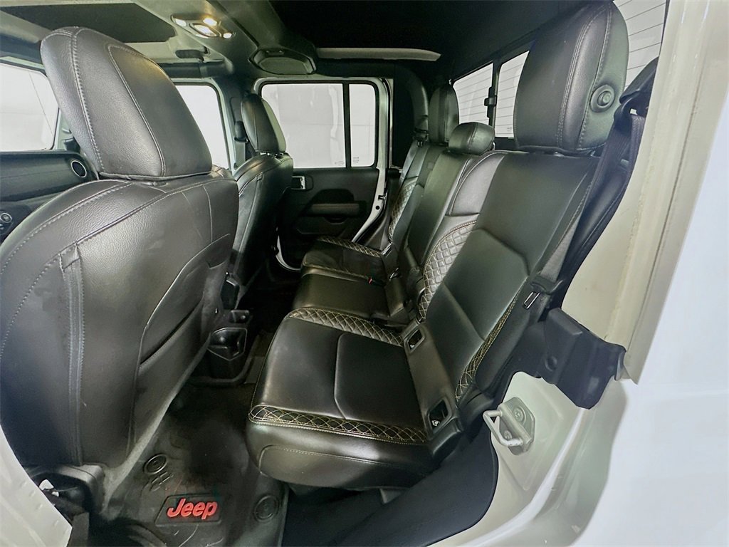 Used 2023 Jeep Gladiator Overland image 14