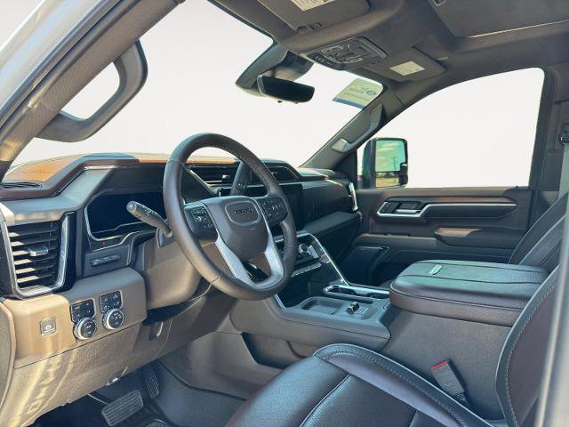 Used 2025 GMC Sierra 2500 Denali w/ Denali Reserve Package AWD/4WD image 9