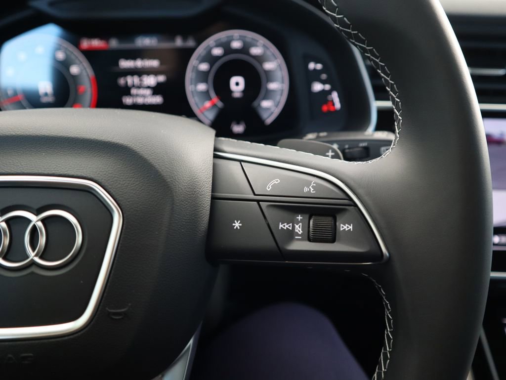 Used 2026 Audi Q7 3.0T Premium Plus w/ Premium Plus Package image 13