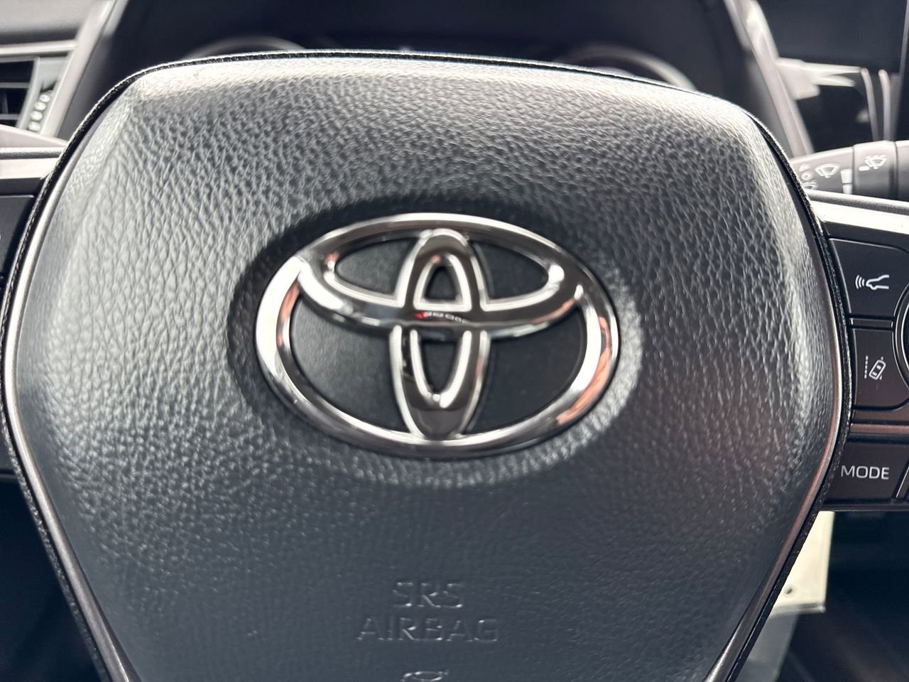 Used 2023 Toyota Camry SE image 28