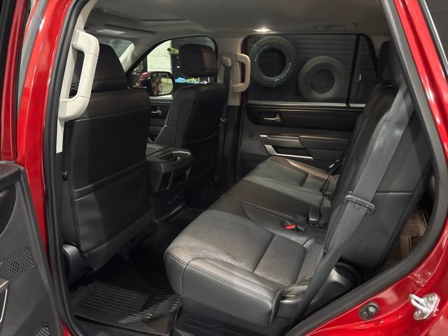 Used 2024 Toyota Sequoia SR5 w/ SR5 Premium Package AWD/4WD image 17