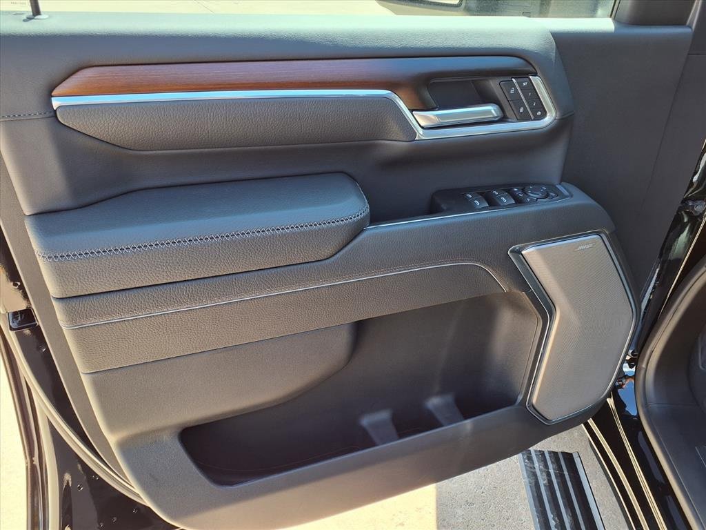 New 2026 GMC Sierra 2500 Denali w/ Denali Reserve Package image 12