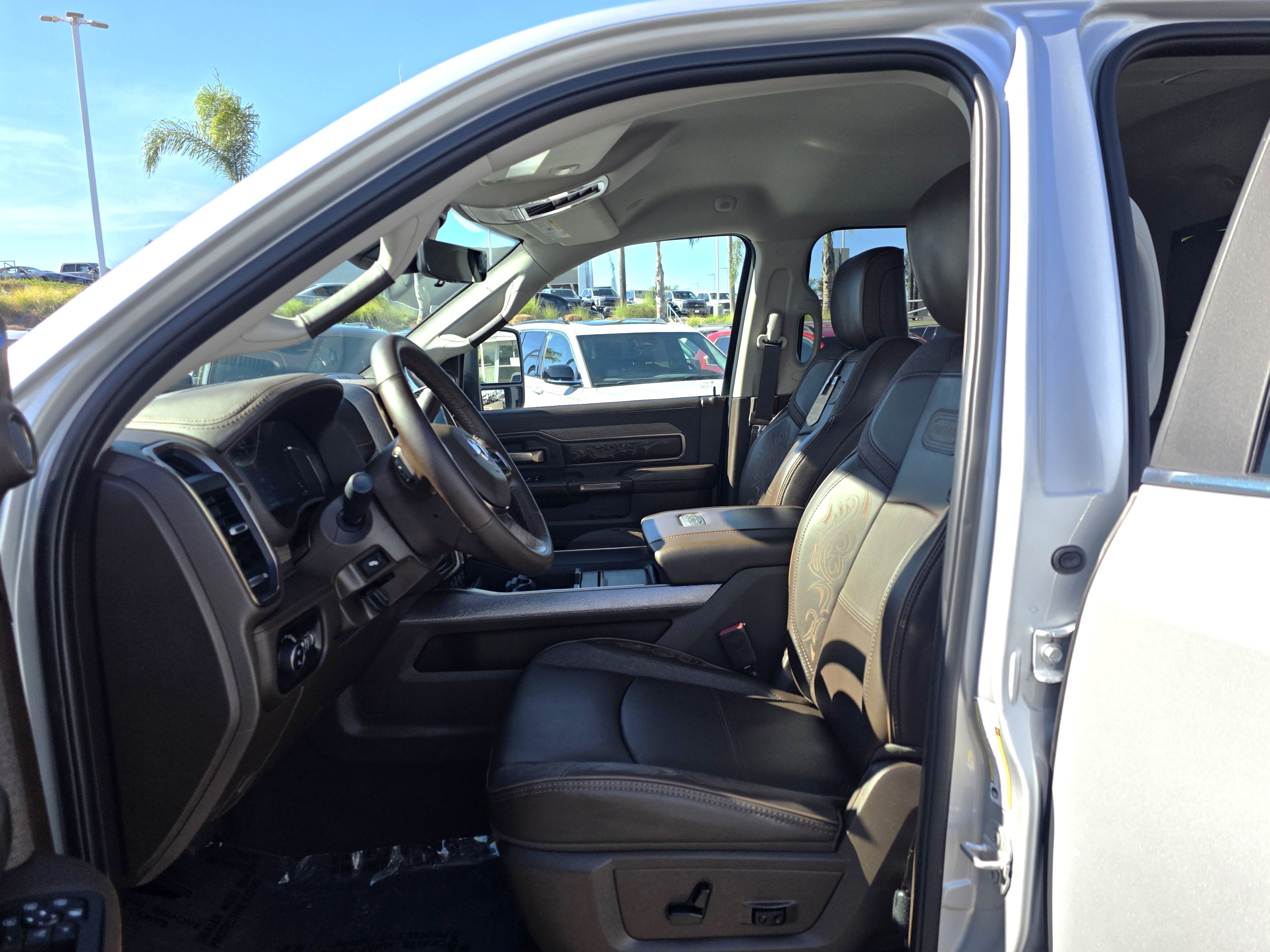 Certified 2026 RAM 2500 Limited AWD/4WD image 11