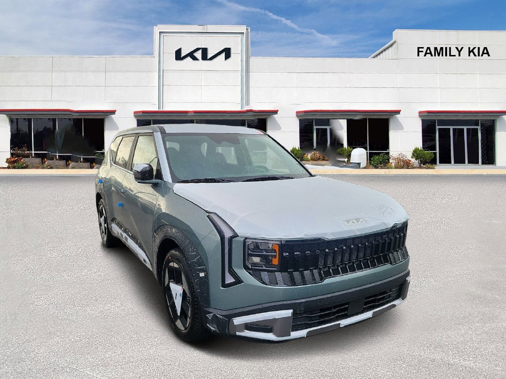 New 2027 Kia Seltos S FWD image 6