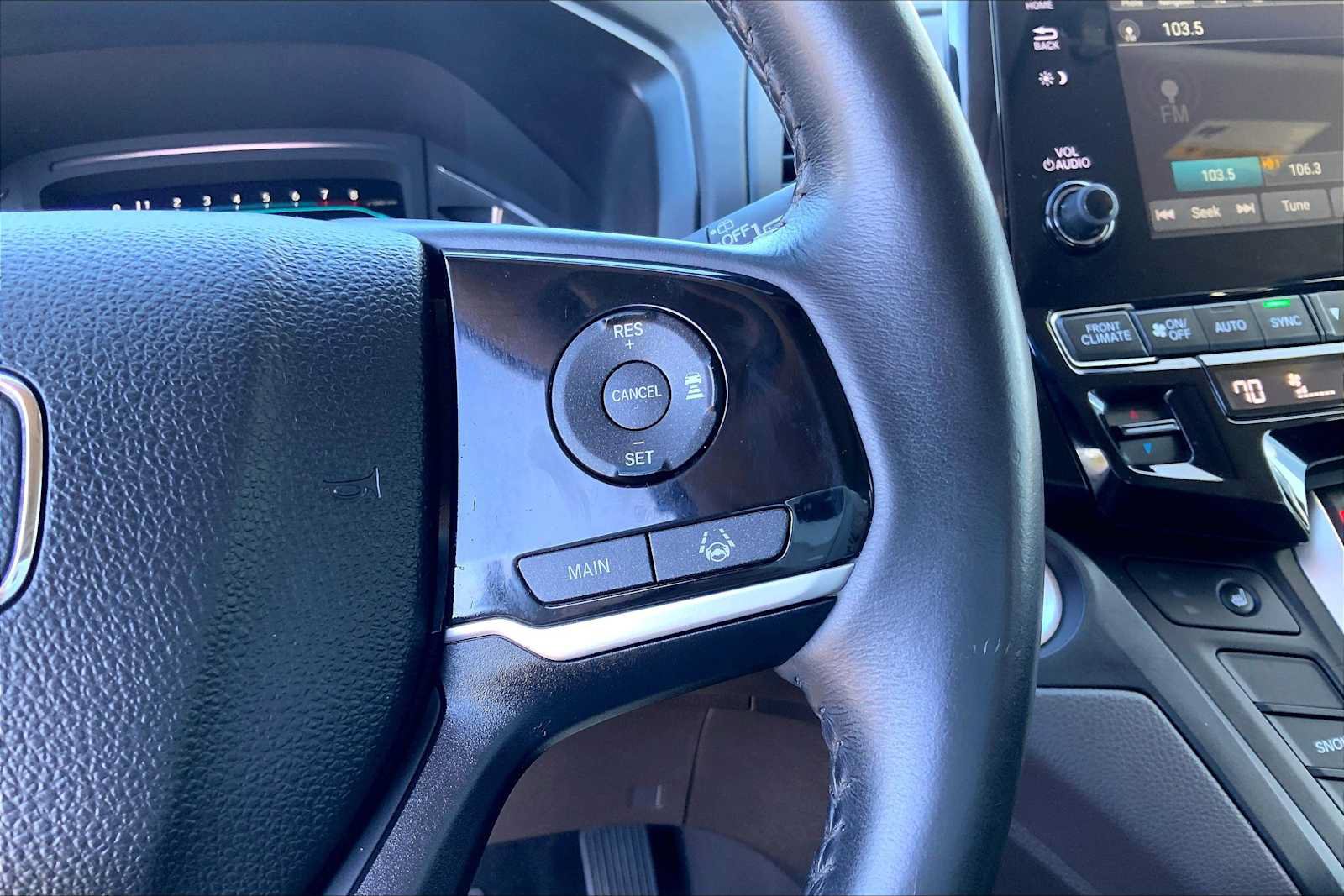 Used 2018 Honda Odyssey EX-L image 20