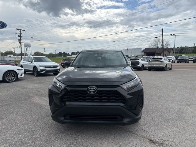 Used 2022 Toyota RAV4 LE image 7