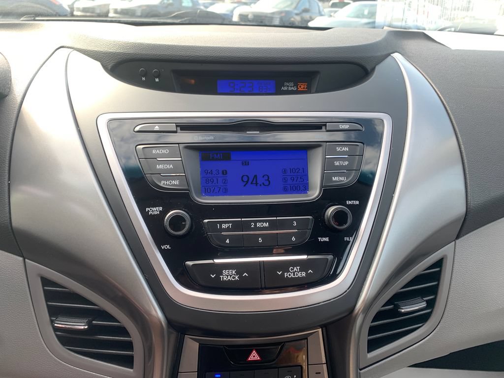 Used 2013 Hyundai Elantra GLS w/ Preferred Pkg FWD image 14