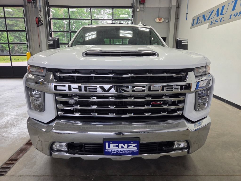 Used 2022 Chevrolet Silverado 2500 LTZ AWD/4WD image 3
