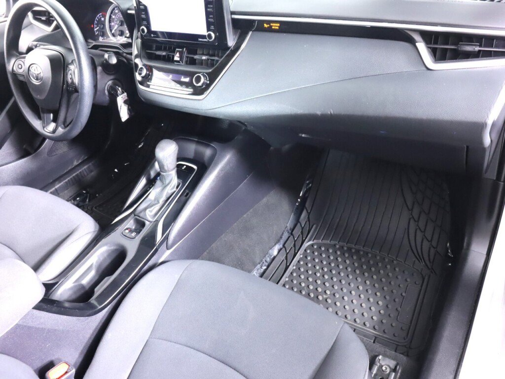 Used 2022 Toyota Corolla LE FWD image 37