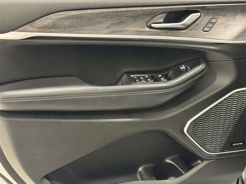 Certified 2022 Jeep Grand Cherokee L Limited image 15