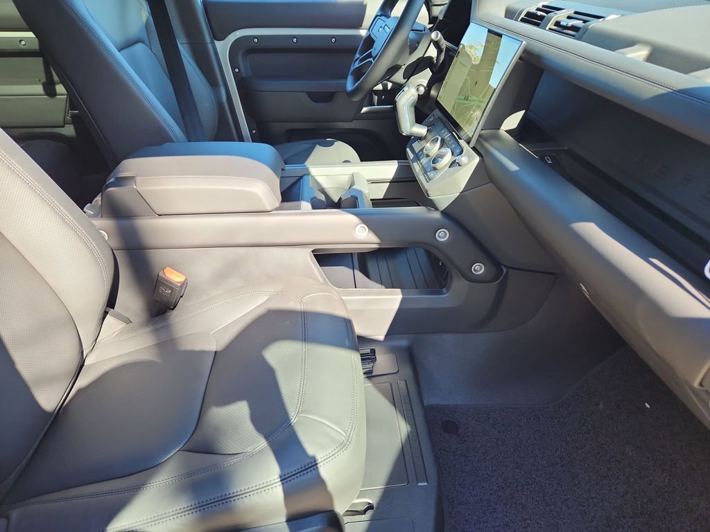 New 2026 Land Rover Defender 130 S image 3