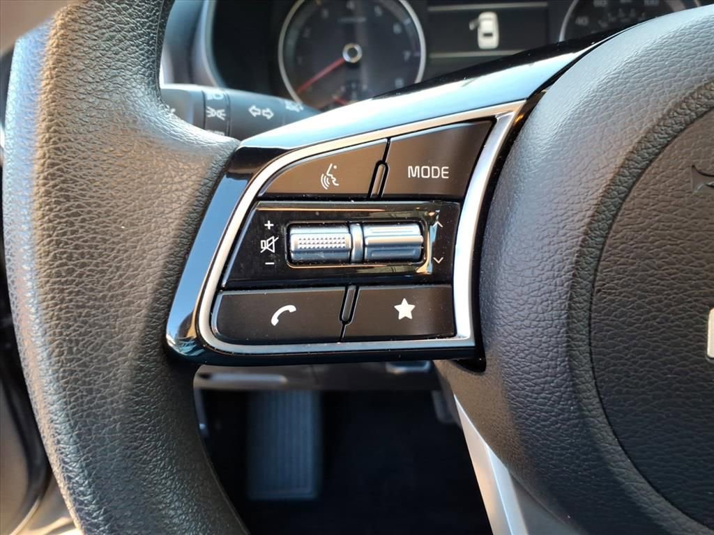 Used 2024 Kia Forte LXS image 17