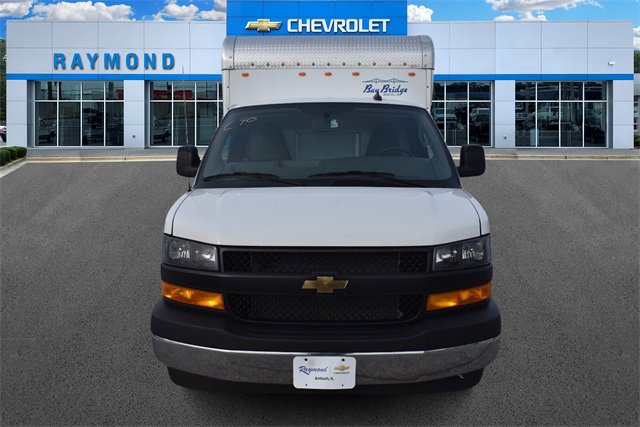 New 2025 Chevrolet Express 3500 w/ Power Convenience Package image 8