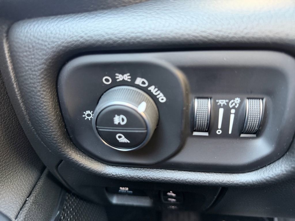 New 2026 RAM 1500 Laramie w/ Laramie Preferred Package image 17