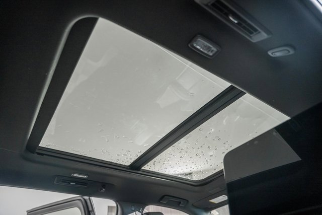 New 2026 Chevrolet Suburban High Country image 41