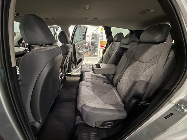 Used 2023 Hyundai Santa Fe SEL image 11