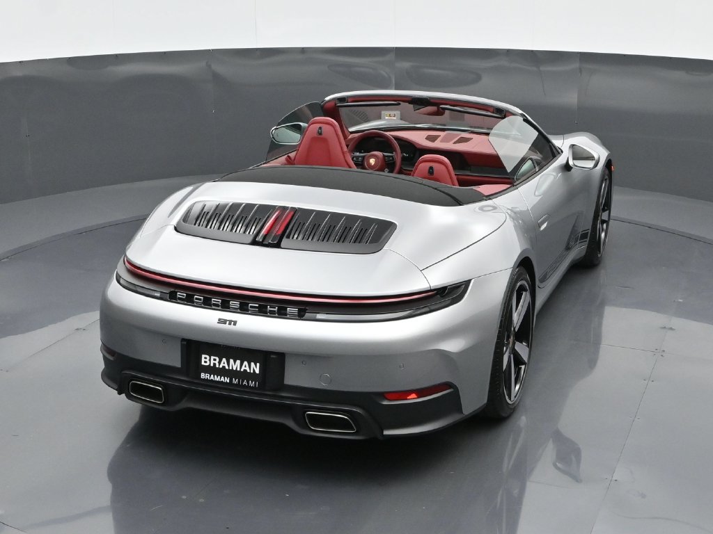 Certified 2026 Porsche 911 Carrera w/ Premium Package RWD image 31
