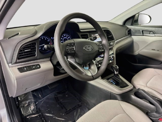 Used 2020 Hyundai Elantra SE FWD image 21