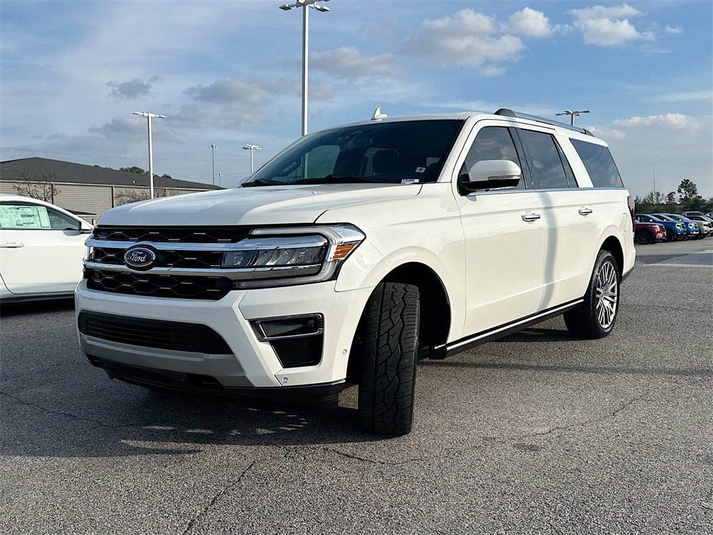 Used 2022 Ford Expedition Max Limited image 2