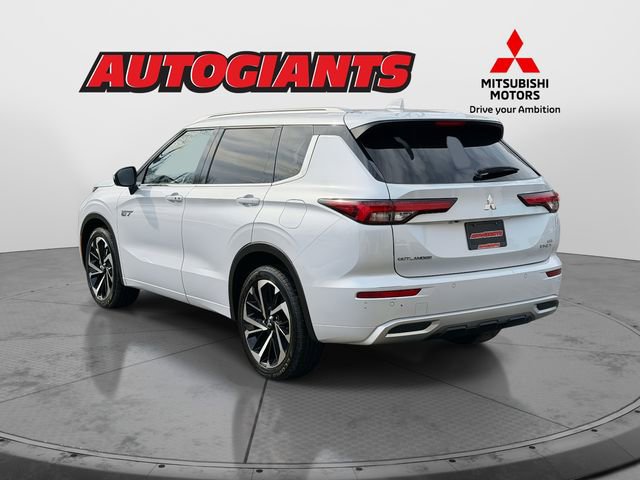 Used 2024 Mitsubishi Outlander SEL Black Edition image 4