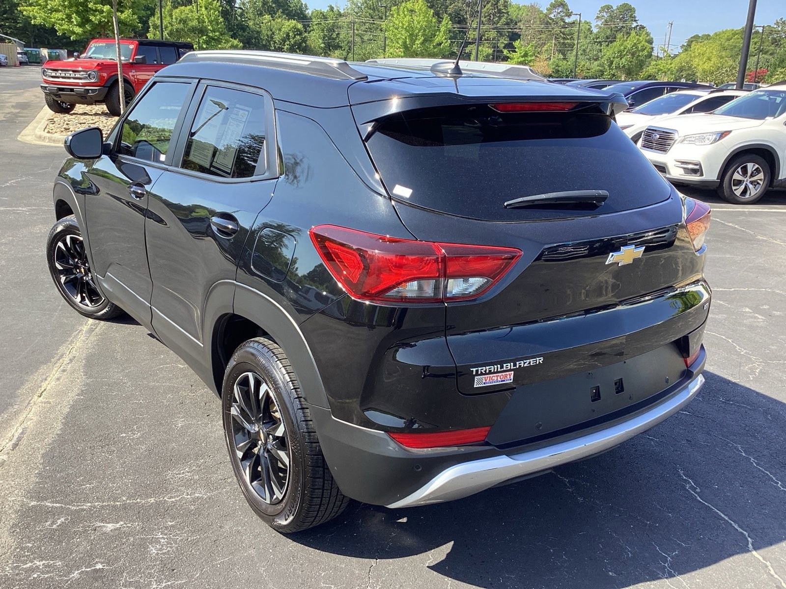 Used 2022 Chevrolet TrailBlazer LT w/ Confidence II Package image 2