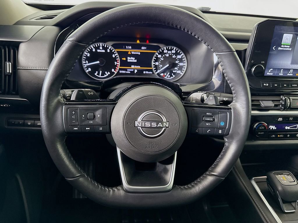 Used 2023 Nissan Pathfinder SL image 11