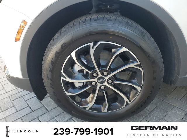 New 2026 Lincoln Nautilus Premier AWD/4WD image 12
