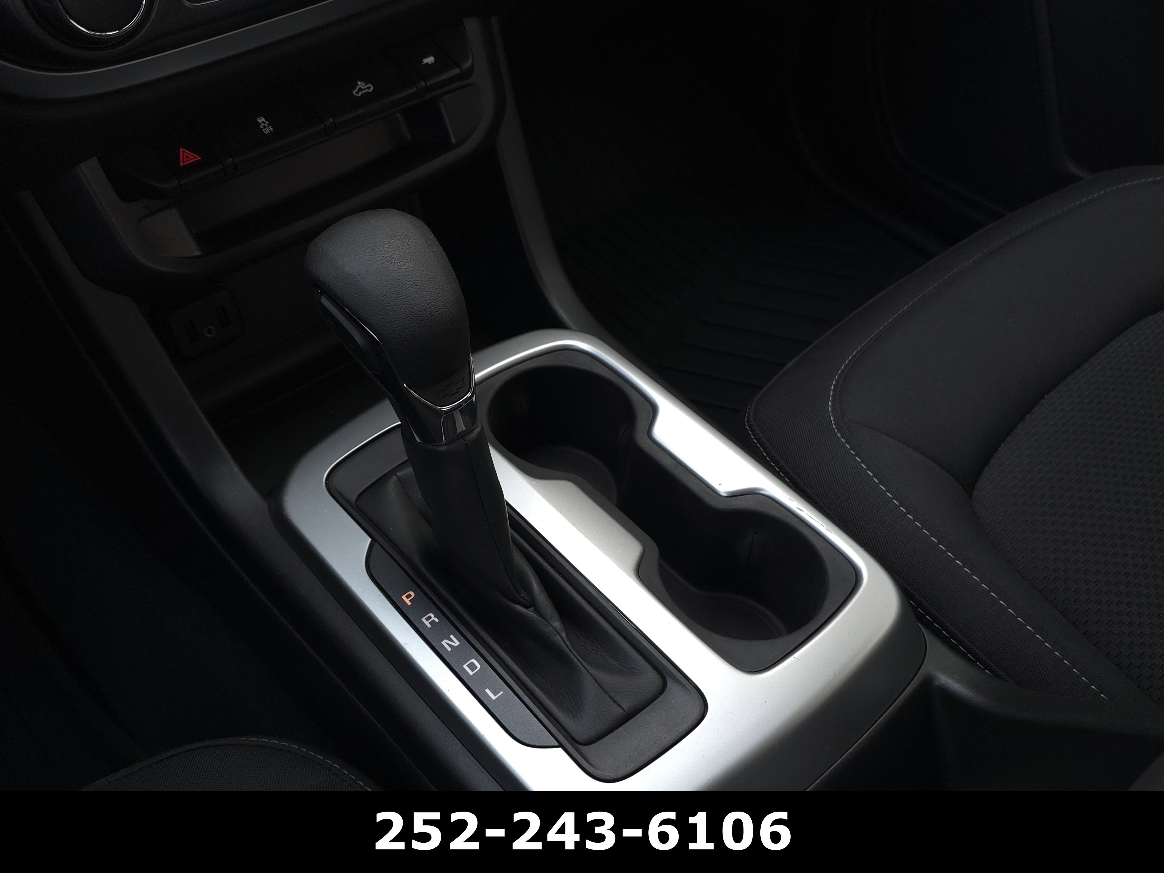 Used 2022 Chevrolet Colorado LT w/ LT Convenience Package RWD image 14