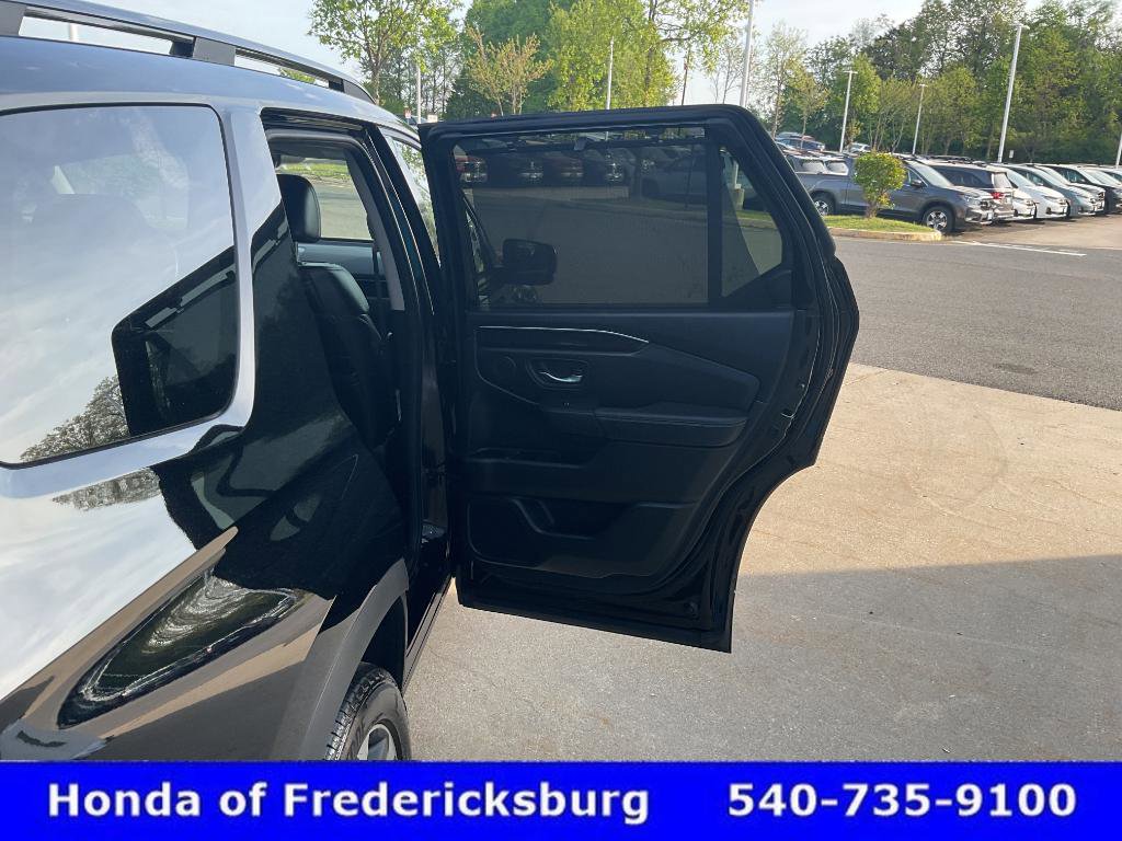 Certified 2024 Honda Pilot Elite image 18