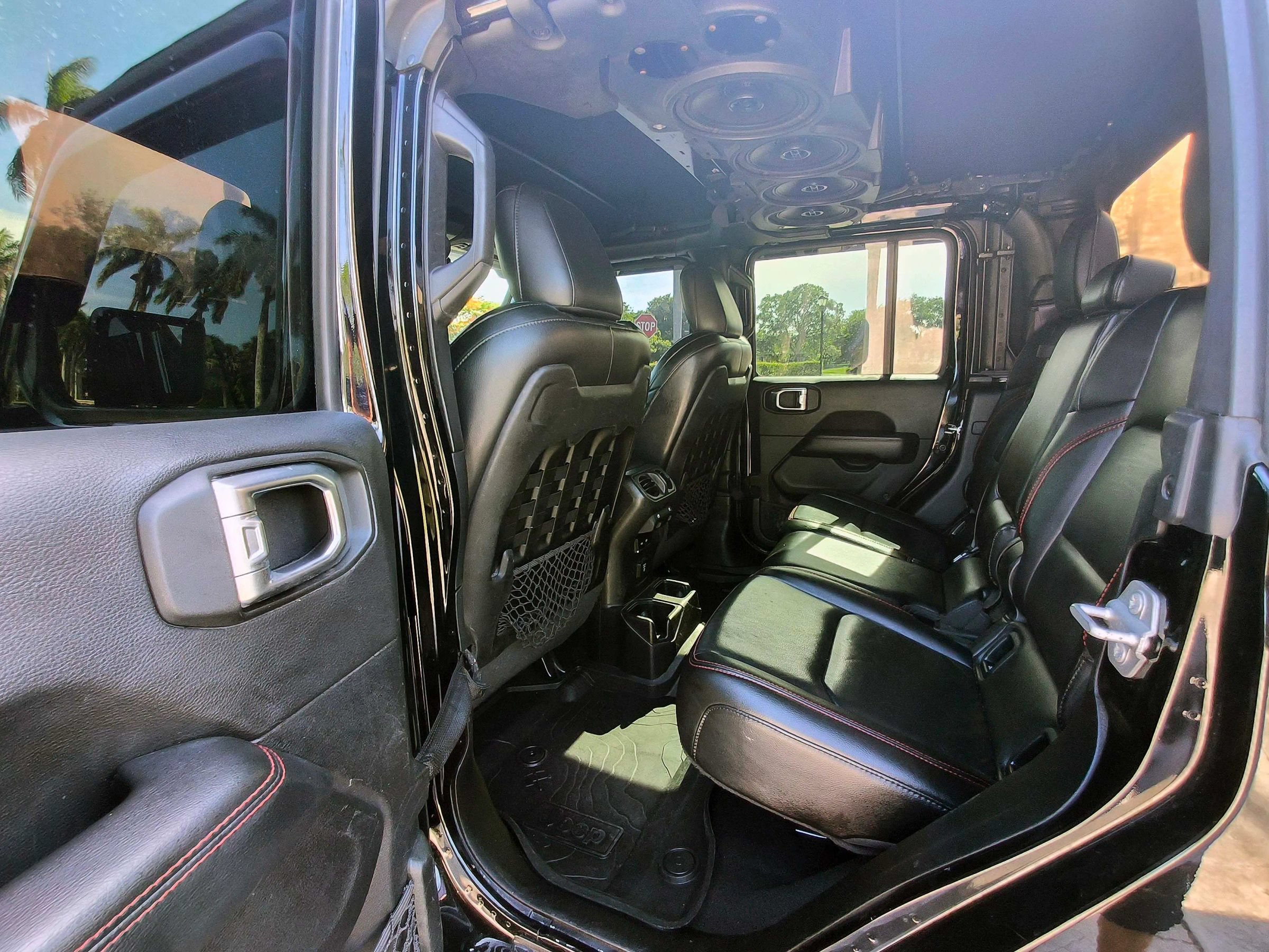Used 2020 Jeep Gladiator Rubicon AWD/4WD image 25