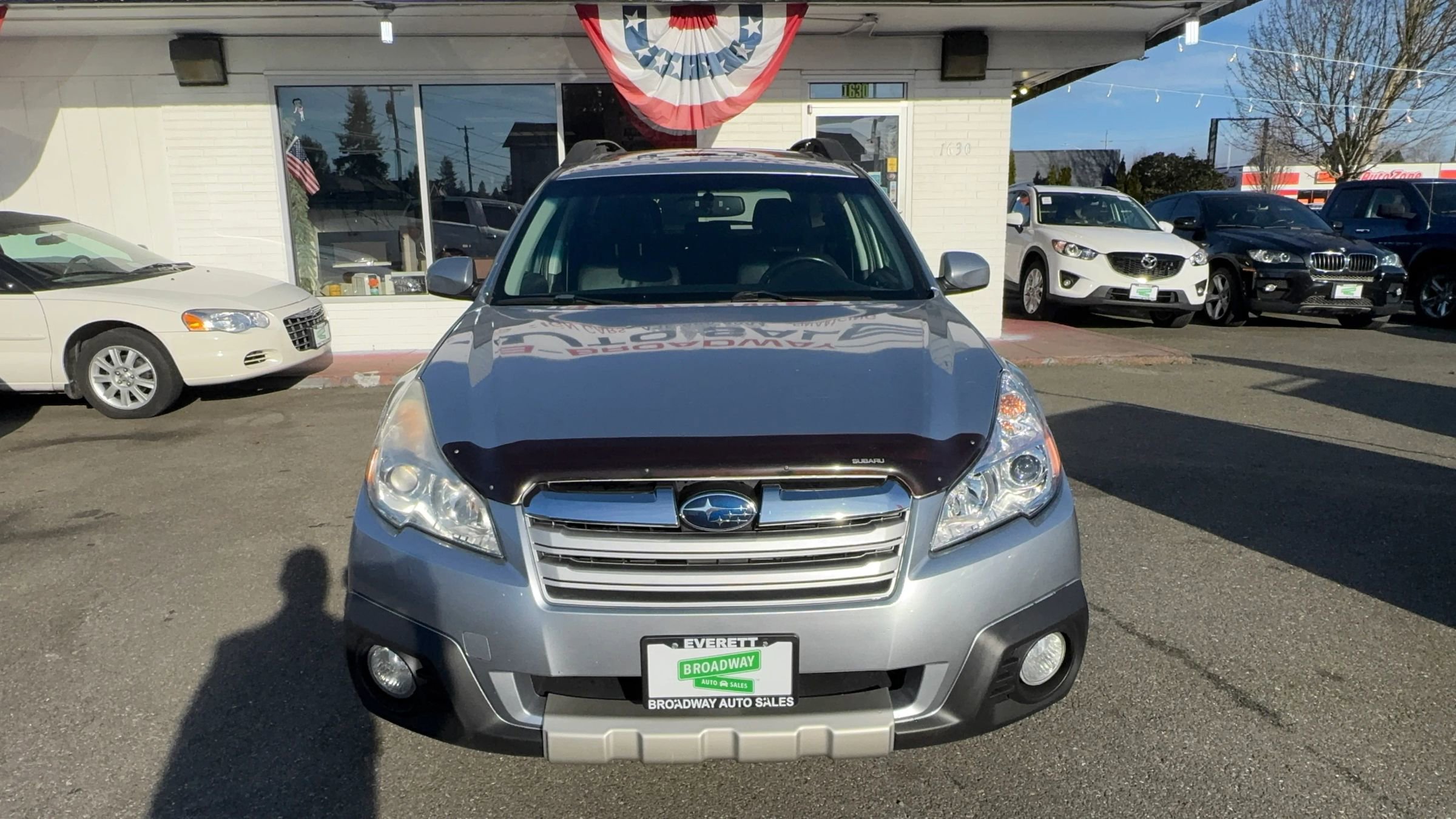 Used 2013 Subaru Outback 2.5i Limited w/ Moonroof Pkg AWD/4WD image 2