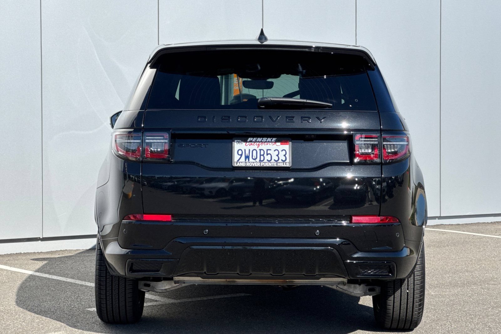 Certified 2025 Land Rover Discovery Sport Dynamic SE AWD/4WD image 4