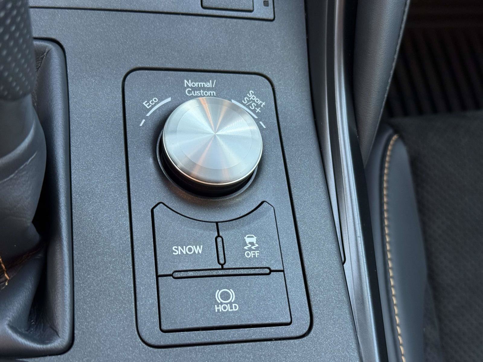 Used 2025 Lexus IS 500 RWD image 24