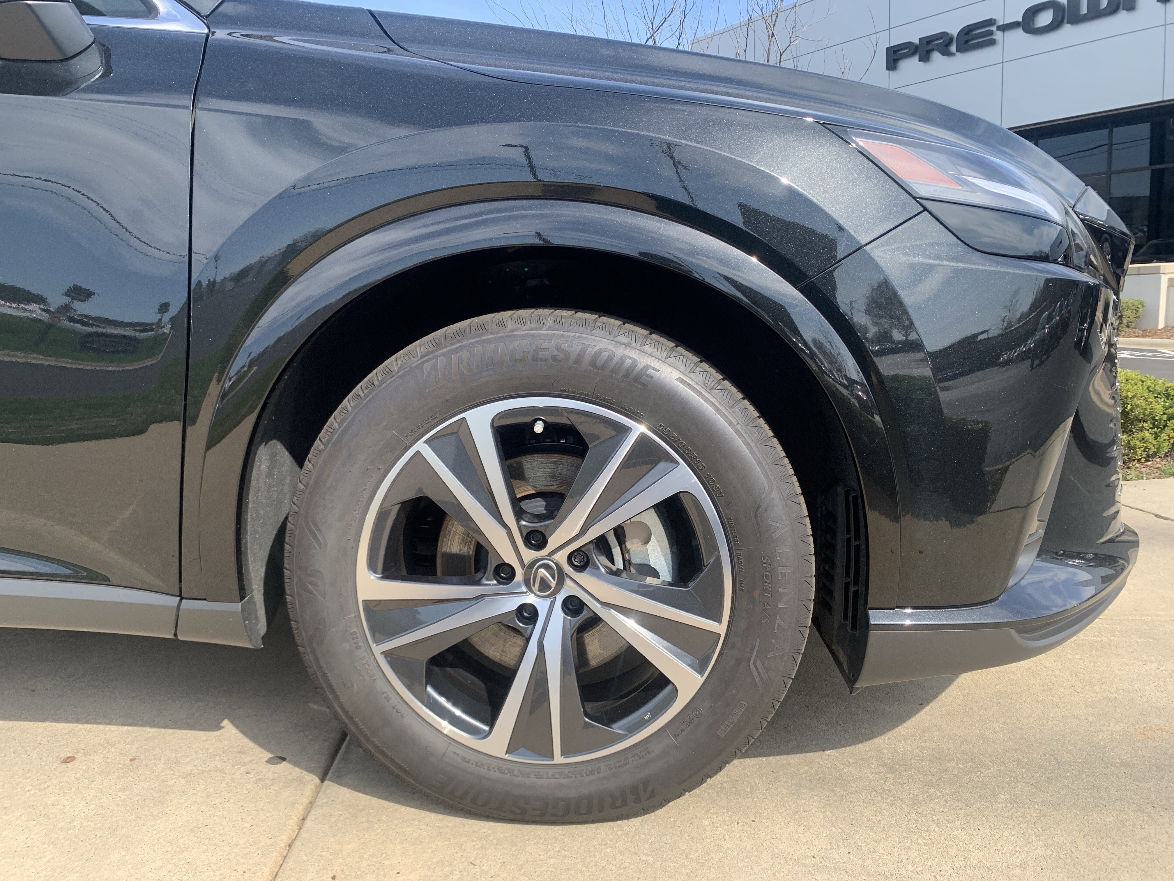 Certified 2025 Lexus RX 350 Premium w/ Accessory Package (Z1) image 13