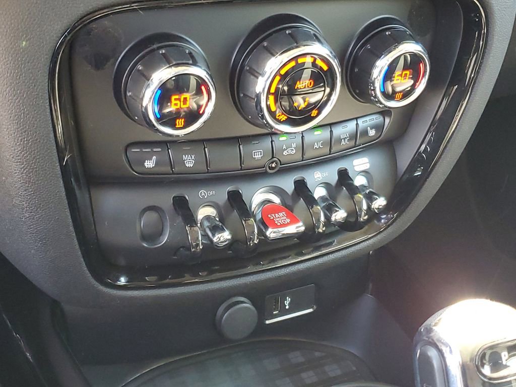 Used 2022 MINI Cooper Clubman S AWD/4WD image 20