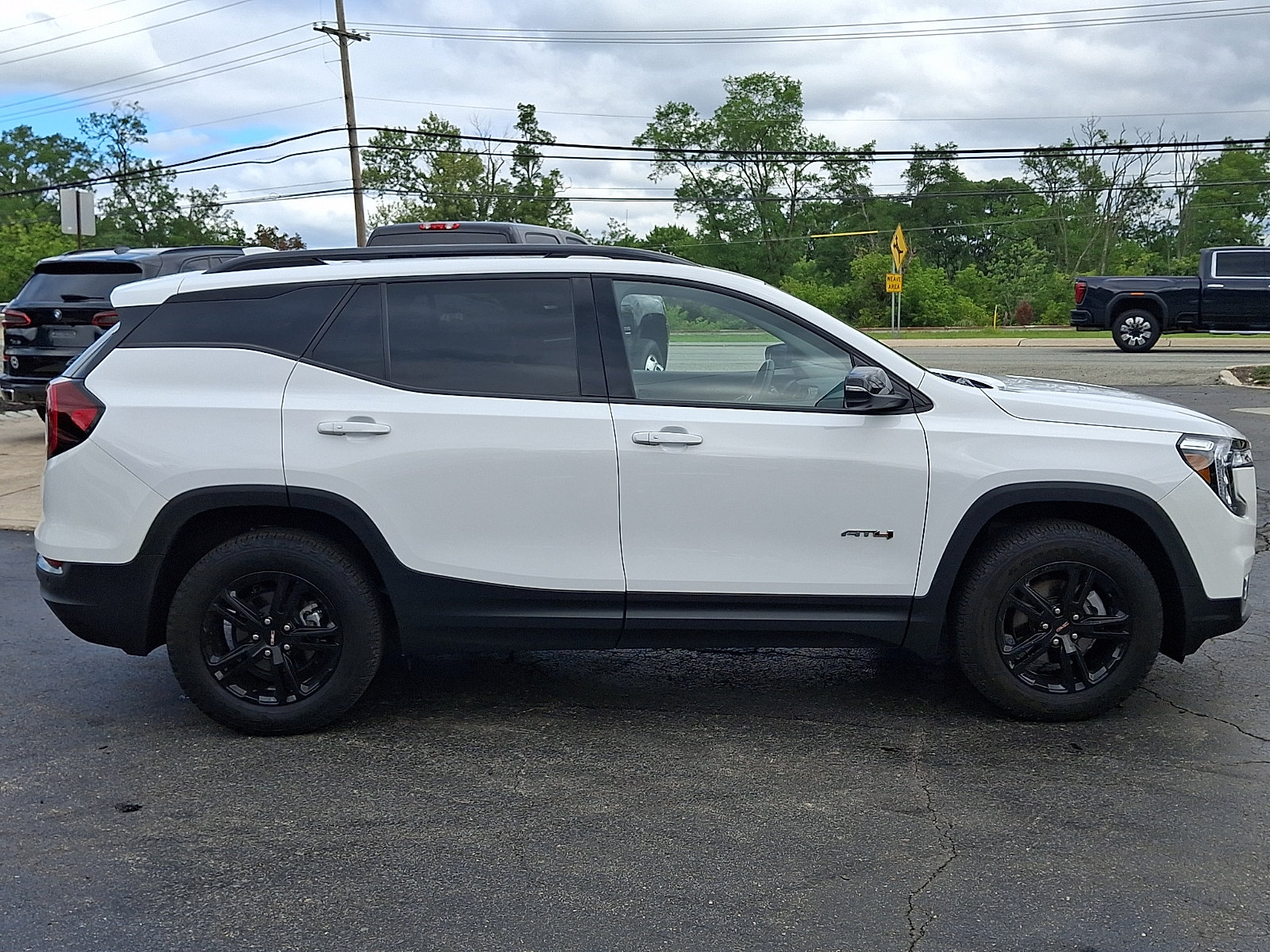 Used 2023 GMC Terrain AT4 w/ Infotainment Package II AWD/4WD image 7